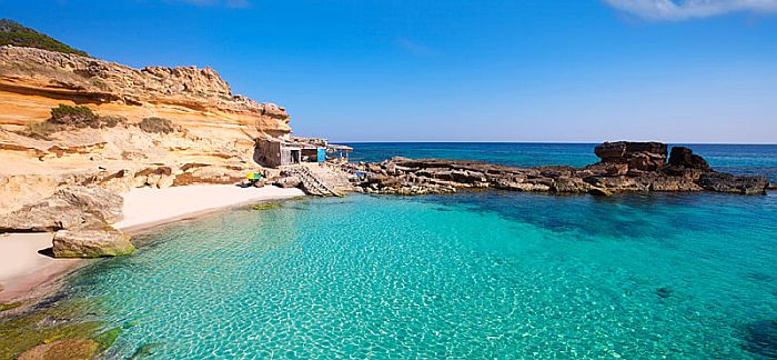 spiaggia caló des mort formentera