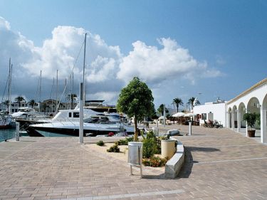 la savina puerto formentera