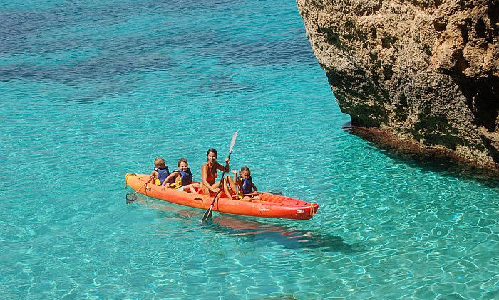 kayak formentera niños